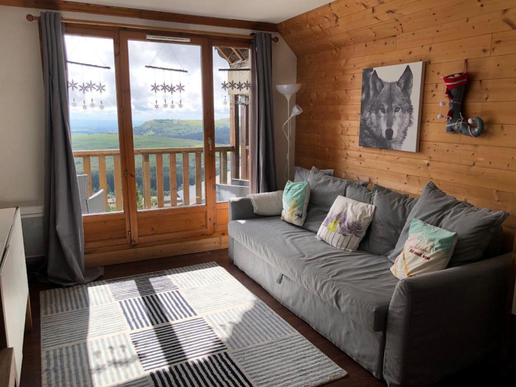 Lama-Gite-Des-Puys T3 Lamado Vue Epoustouflante Sud Avec Grande Terrasse Super Besse Exterior foto